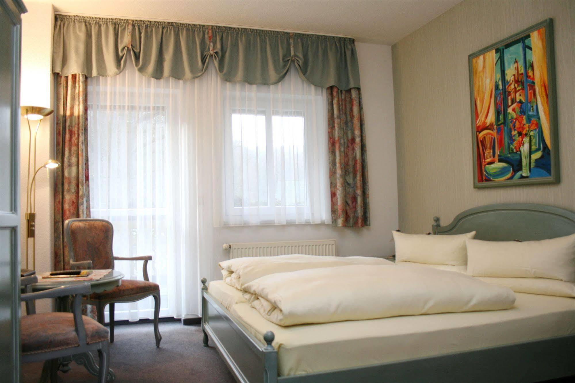 Kurhotel บาด ซูเดอโรเดอ ภายนอก รูปภาพ